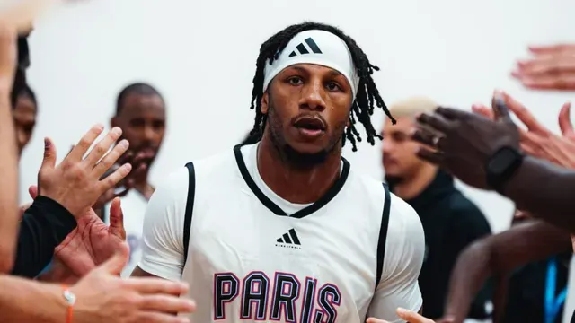 Lamar Stevens et Jared Rhoden bientôt disponibles pour le Paris Basketball ?
