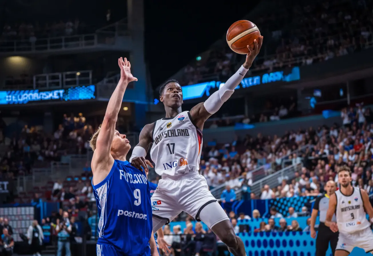 Dennis Schröder est l'homme de l'année en Allemagne pour Playboy