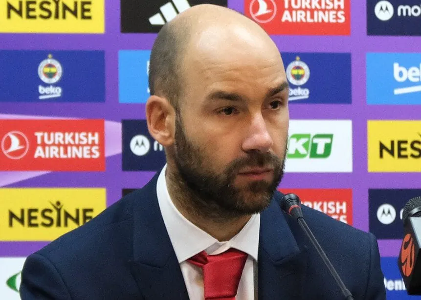 La conférence d'après-match de Vassilis Spanoulis a duré 12 secondes