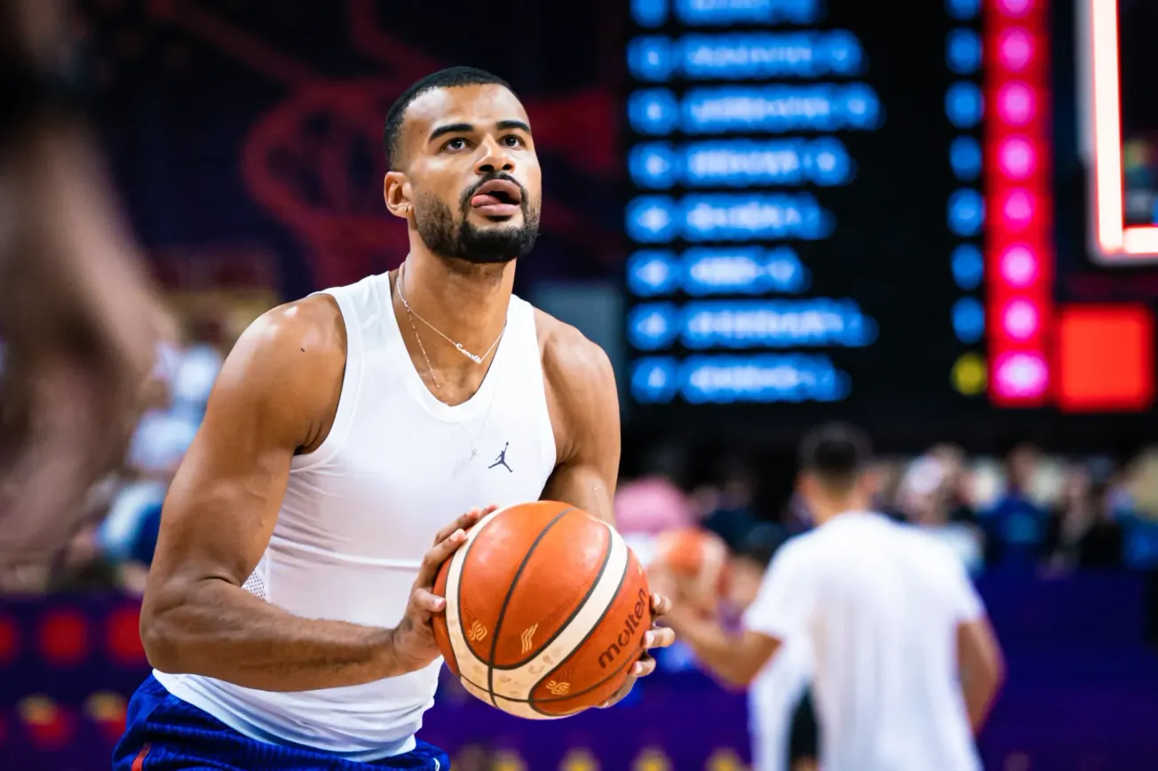 Timothé Luwawu Cabarrot brille sur deux fronts