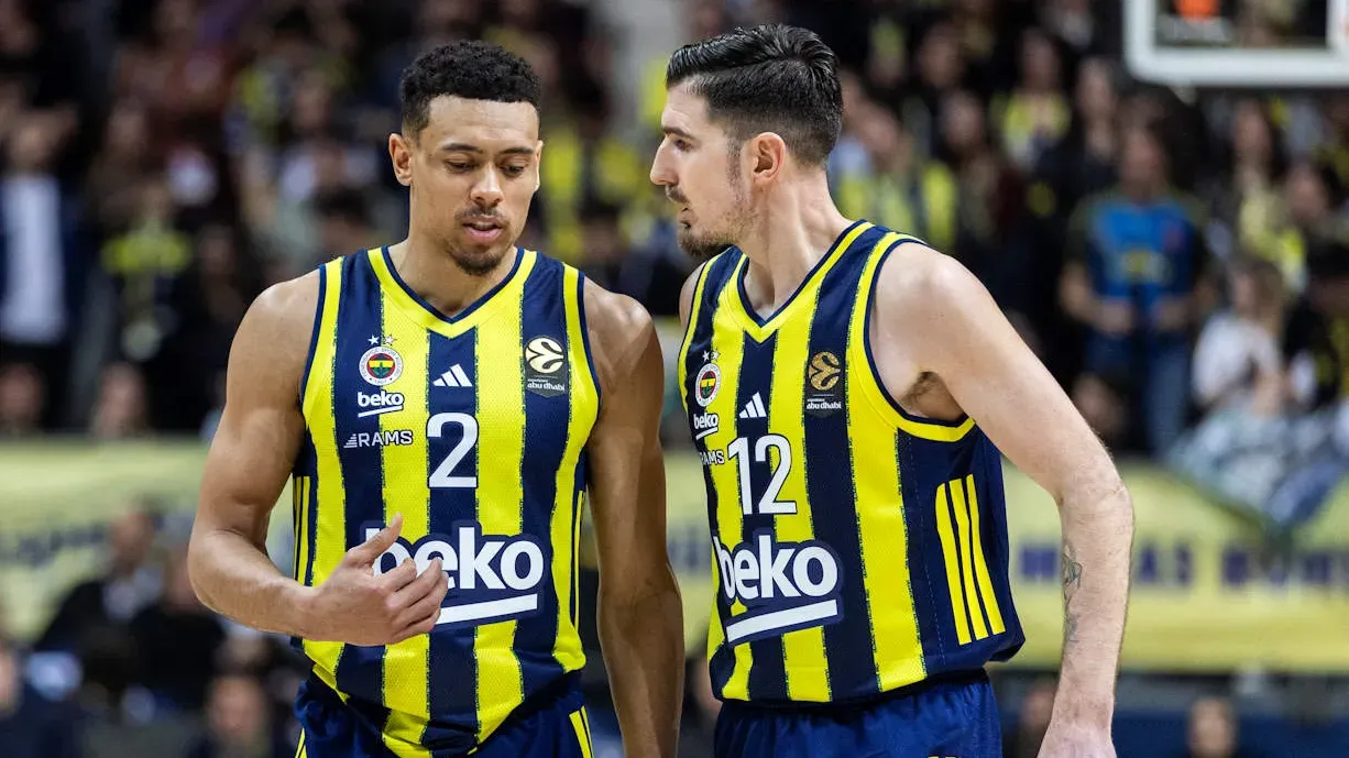 Impérial, Fenerbahçe prend la tête de l'Euroleague