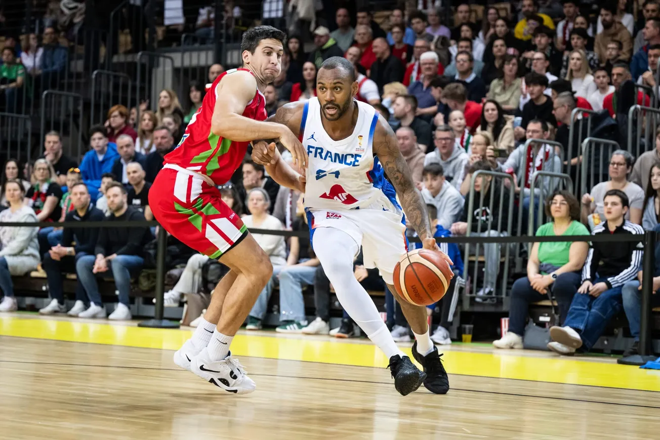 La France sort indemne du piège hongrois