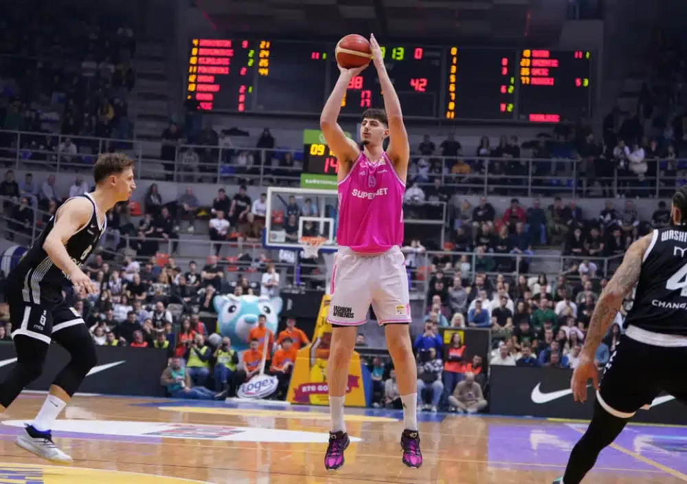 La demi-finale de Coupe de Serbie interrompue pendant une heure