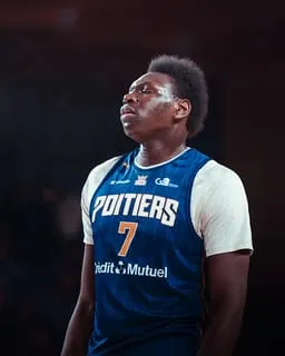 Les impressionnants highlights de Narcisse Ngoy (Poitiers)