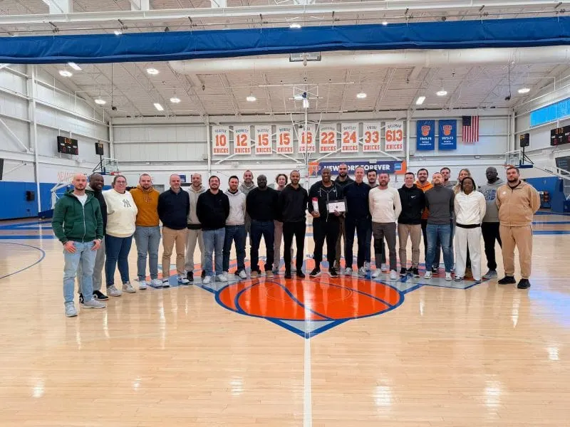 Tony Parker formé par l'entraîneur des Knicks, Mike Brown