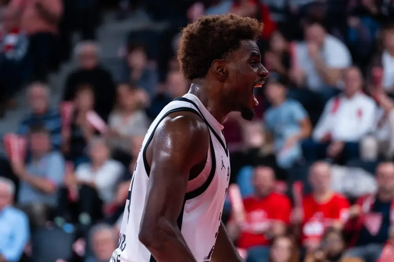 Leaders Cup : Bourg bat enfin Paris et file en demi !