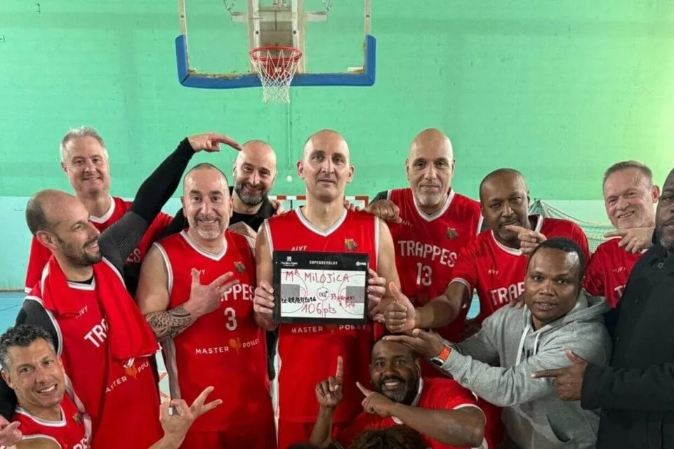 Le reportage de France TV sur le vétéran de Trappes qui a marqué 106 points dans un match