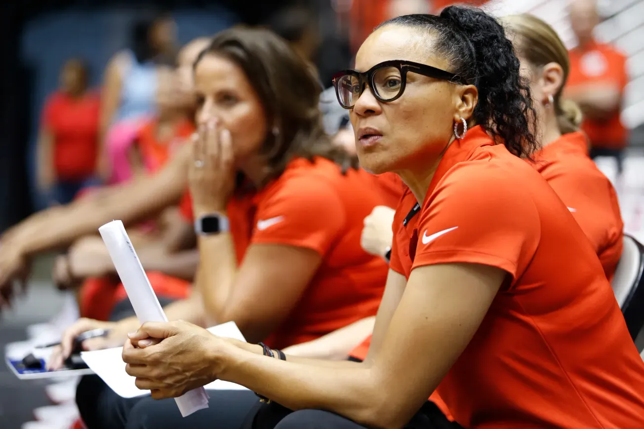 NCAA : Des révélations sur le salaire de Dawn Staley, qui a touché le jackpot