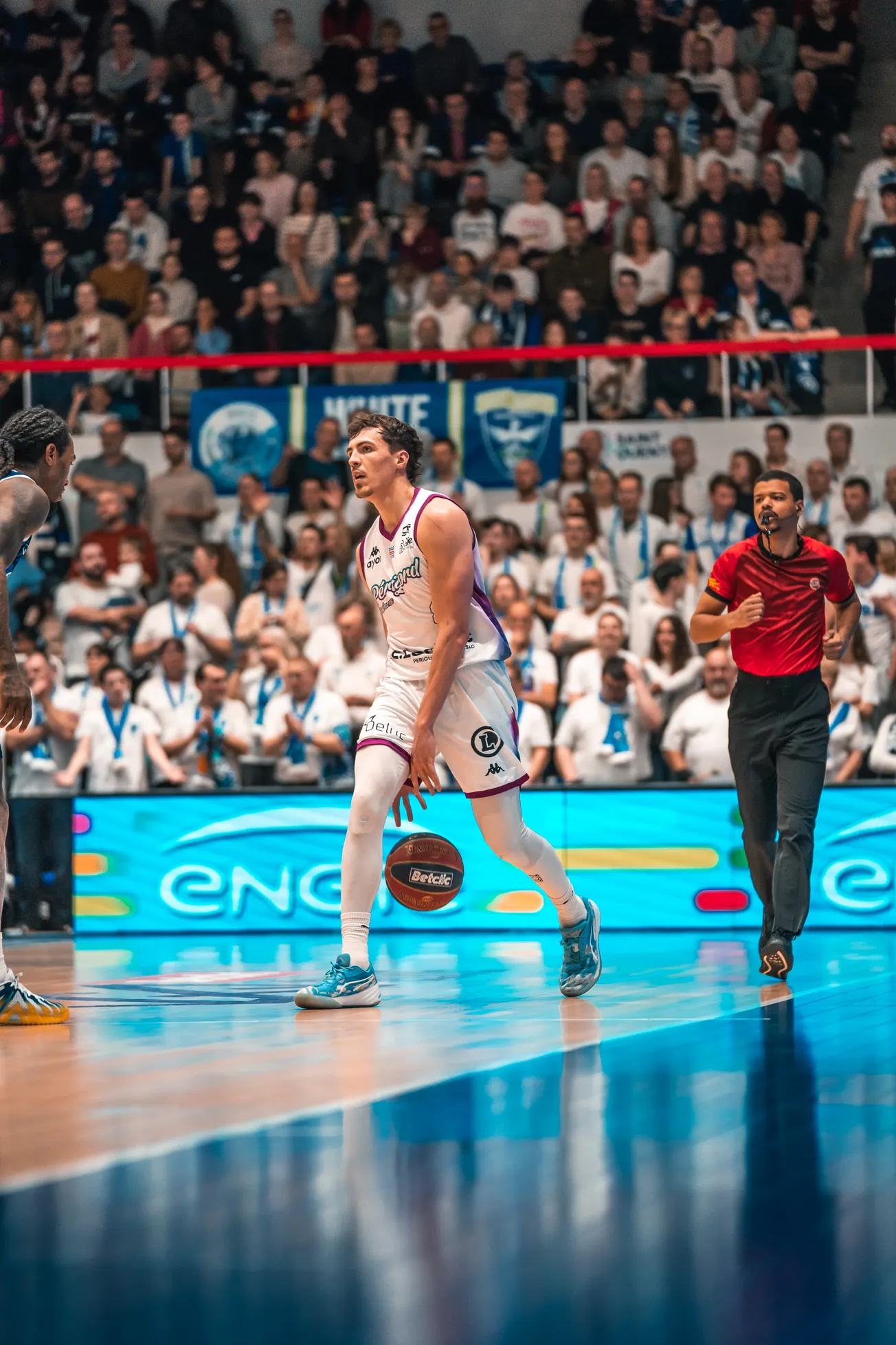 Hugo Robineau élu joueur du mois de mars en Betclic Élite