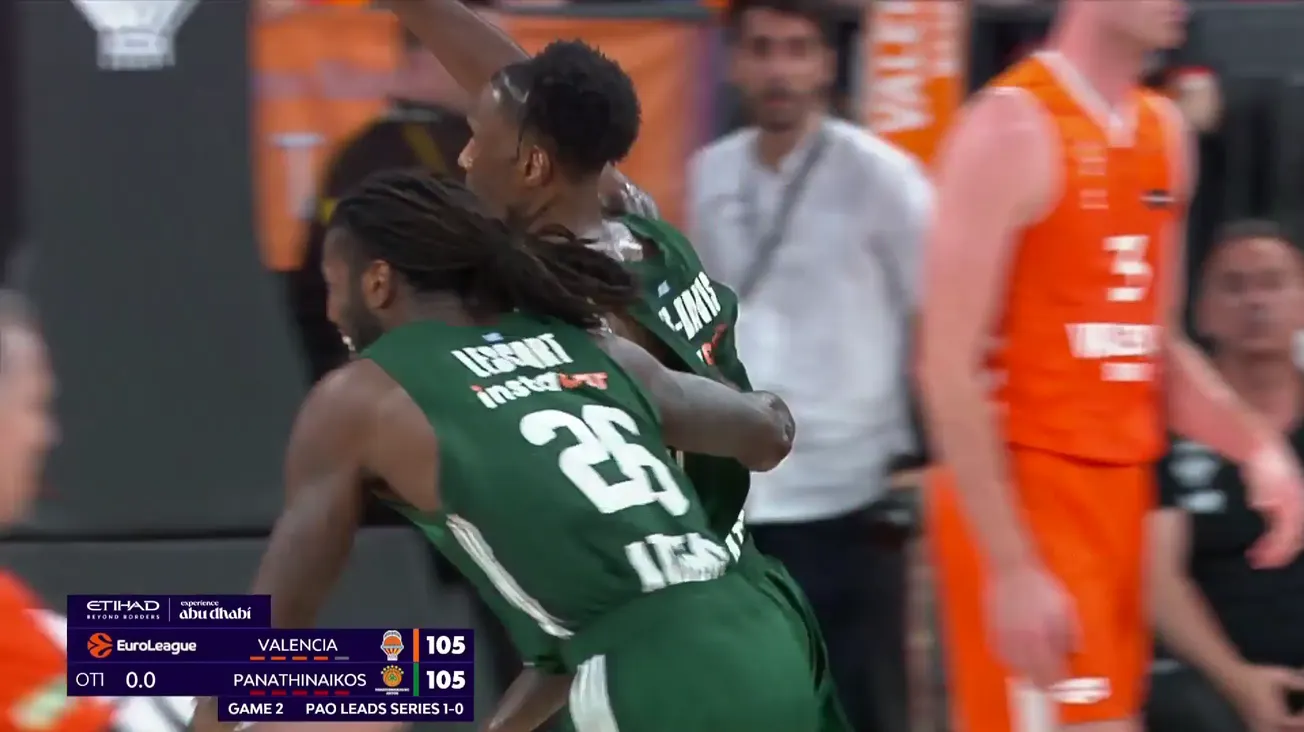 Vidéo : Nigel Hayes-Davis assassine Valence au buzzer