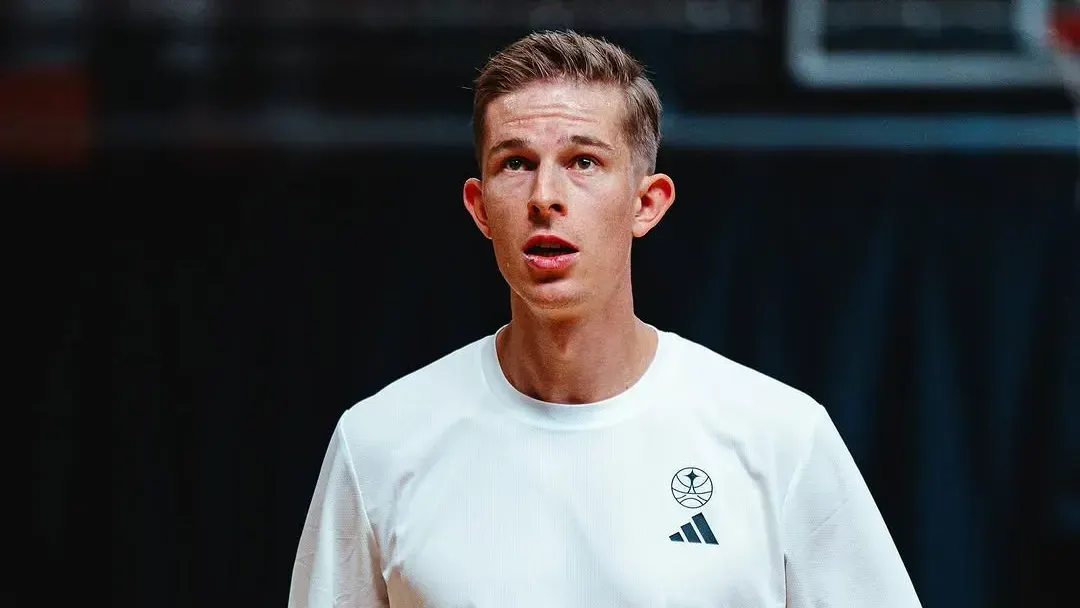 ITW Julius Thomas, nouvel entraîneur du Paris Basketball : "Je ne ressens aucune pression"