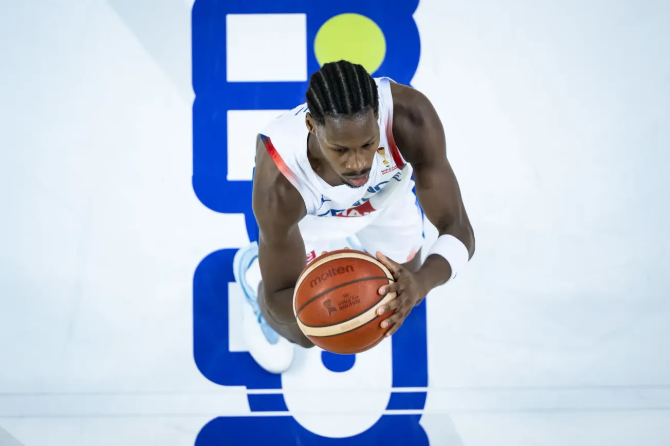 Gérald Ayayi (Cholet) : "On ne va pas en demi-finale pour faire de la figuration"