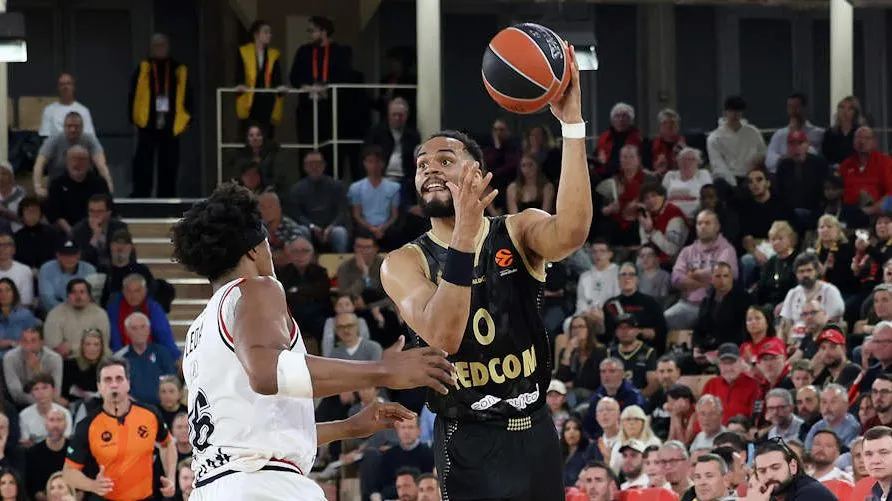 Un contrat de 2 ans pour Élie Okobo à Dubaï