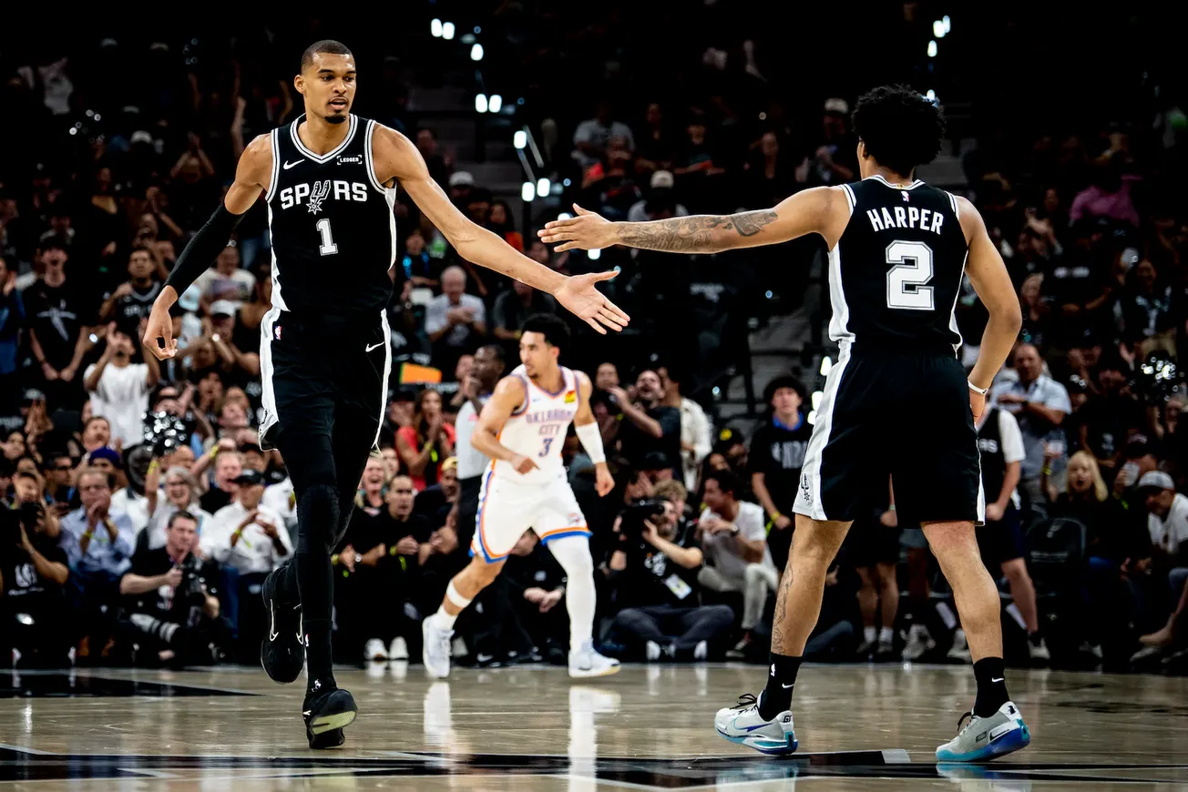 NBA : Les Spurs résistent et force un septième match