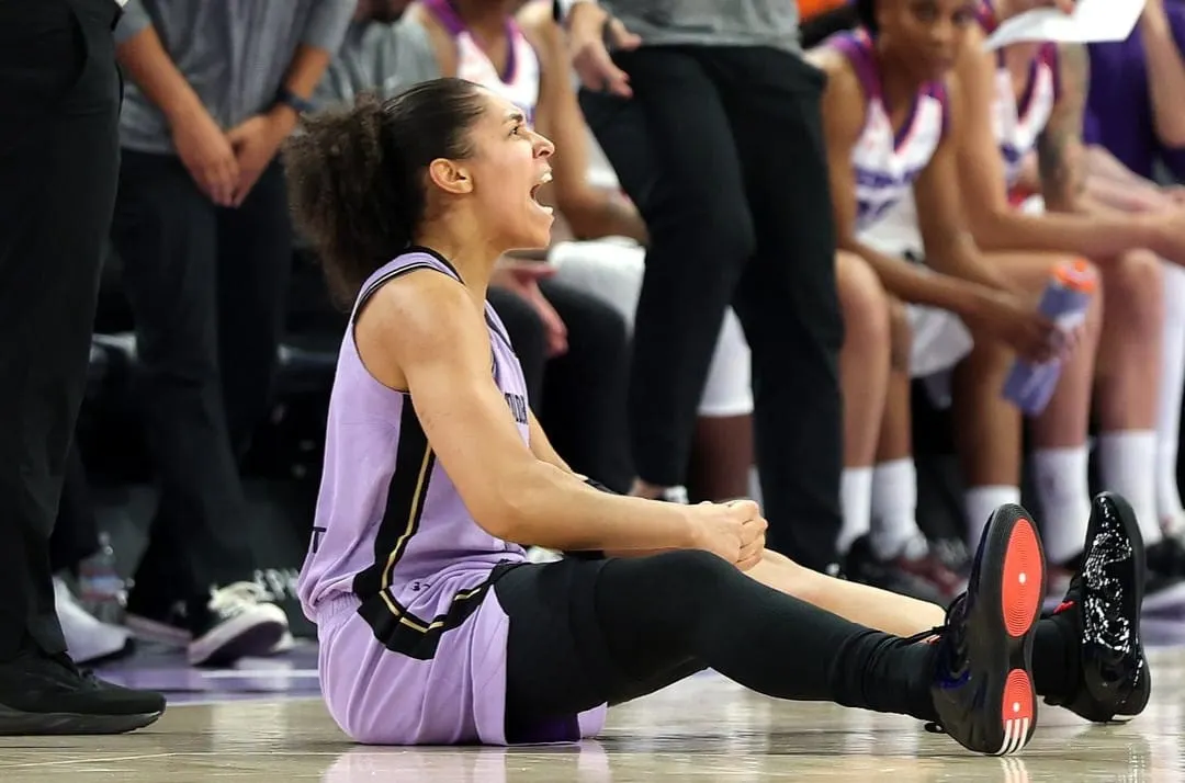 WNBA : Janelle Salaün et les Valkyries démarrent fort