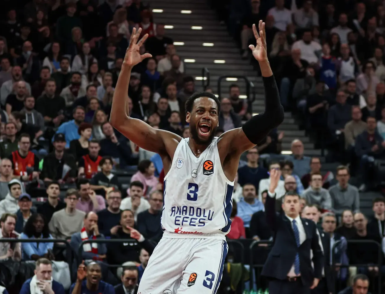 Jordan Loyd en passe de prolonger à l'Anadolu Efes