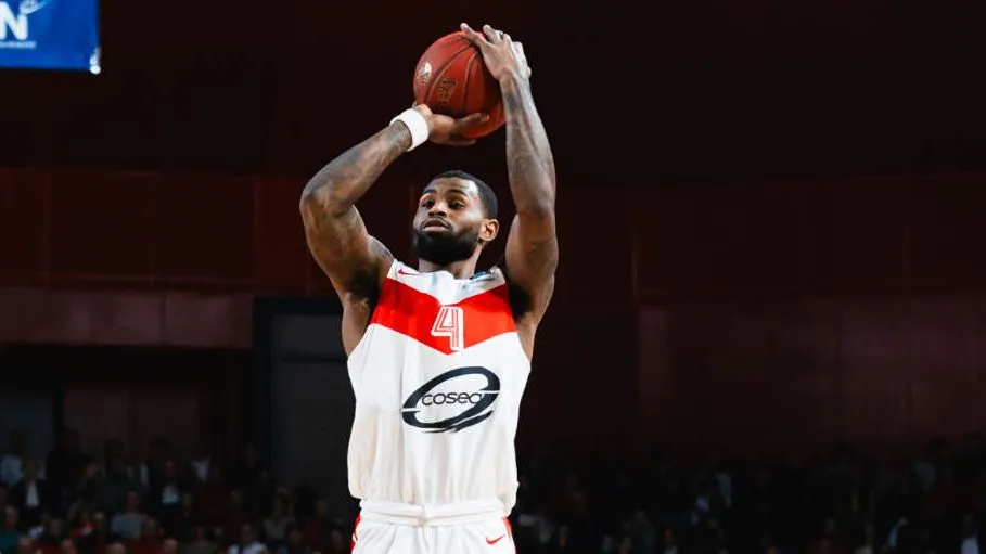 "Je me sens plus fort que jamais", Adrian Nelson prêt pour faire son retour à la JL Bourg