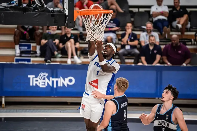 EuroBasket U18 : au forceps, la France file en quarts