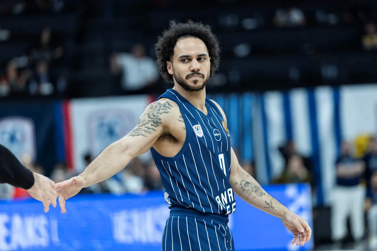 Officiel : Shane Larkin de l’Anadolu Efes à… Fenerbahçe !