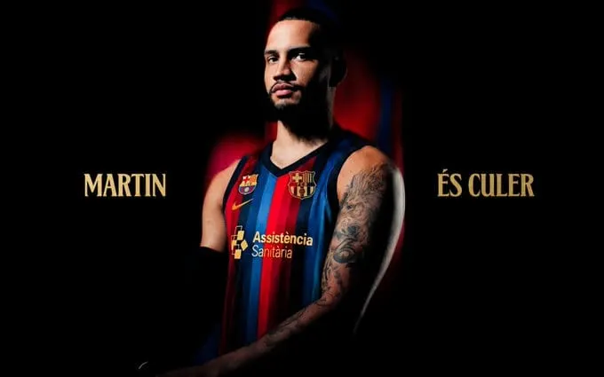 Le FC Barcelone met la main sur deux NBAers et Olek Balcerowski