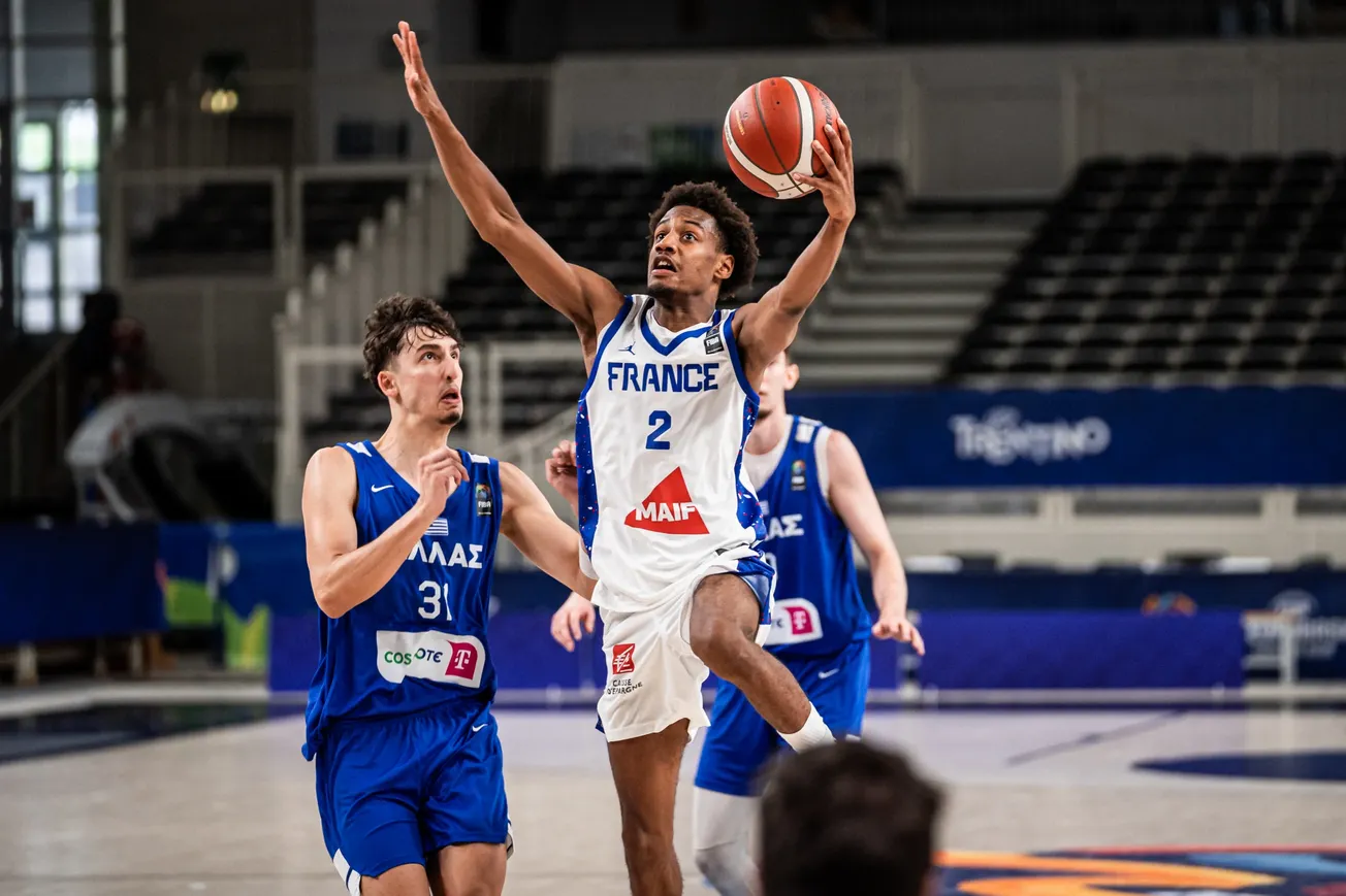 Euro U18 : La France braque la Grèce et termine à la deuxième place du groupe A