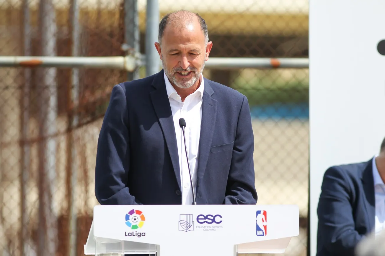 Chus Bueno, alors vice-président des opérations basket de la NBA pour la zone EMEA, lors de la présentation du centre ESC Madrid à Villaviciosa de Odón (Espagne), le 15 juin 2021