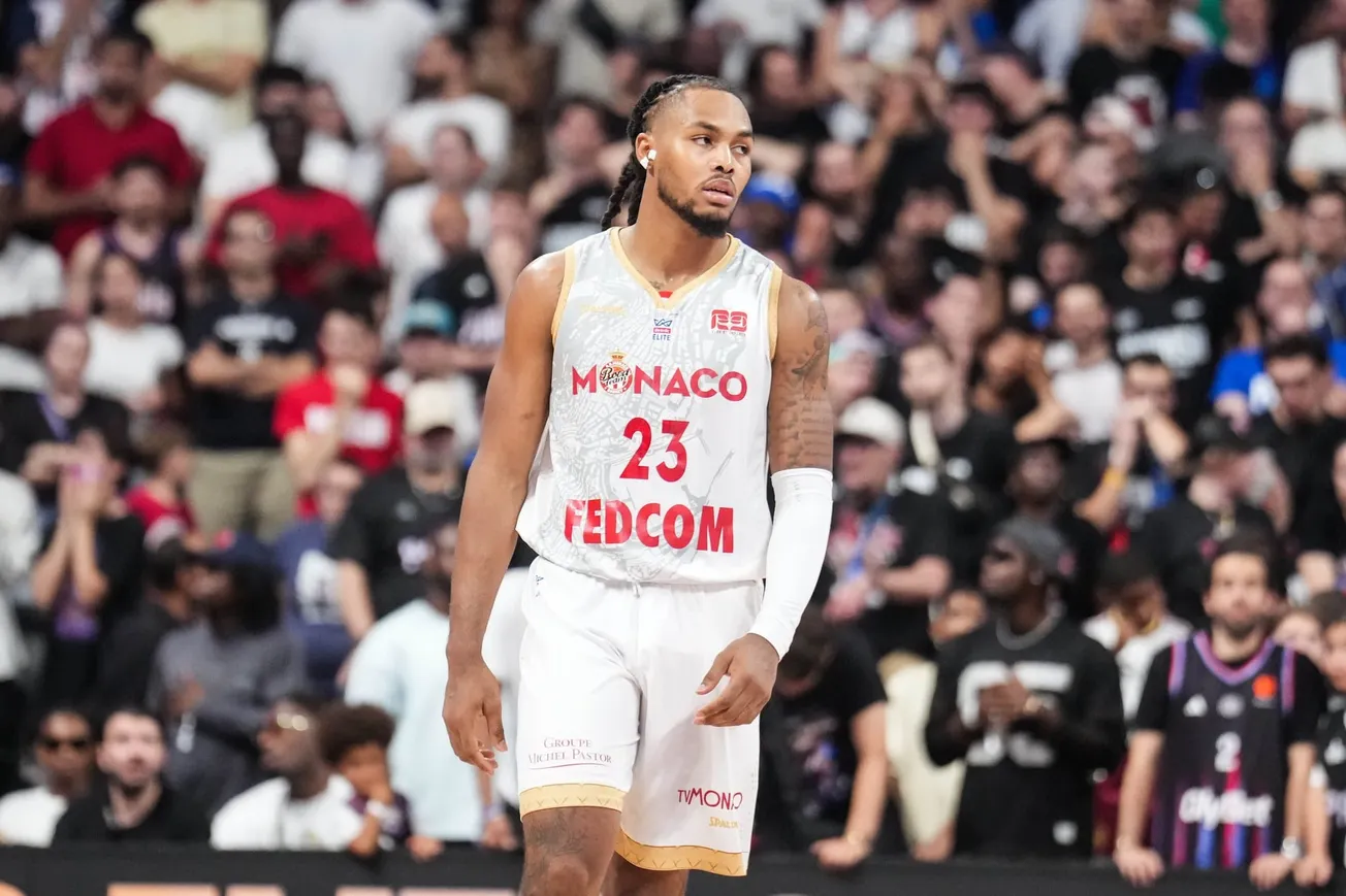 Juhann Begarin sous le maillot de l'AS Monaco lors du match 5 de la finale de Betclic Élite contre le Paris Basketball à l'Adidas Arena, le 23 juin 2026