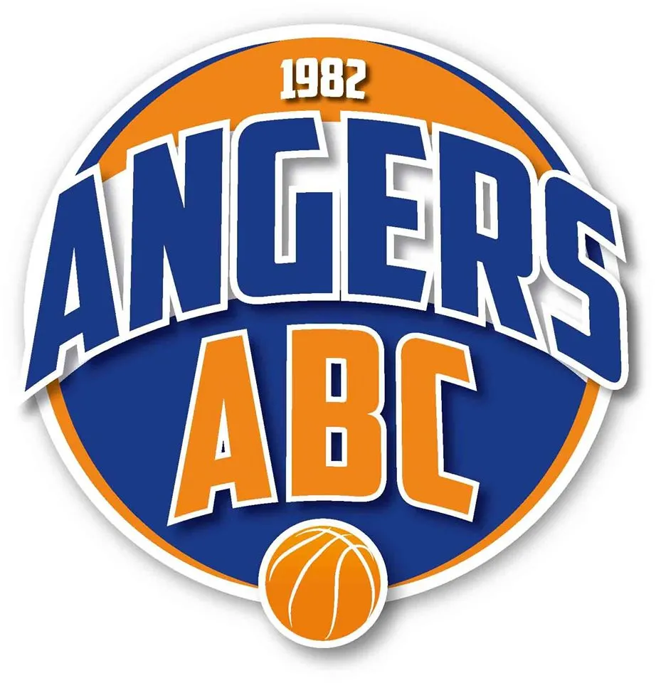 Angers prolonge trois joueurs
