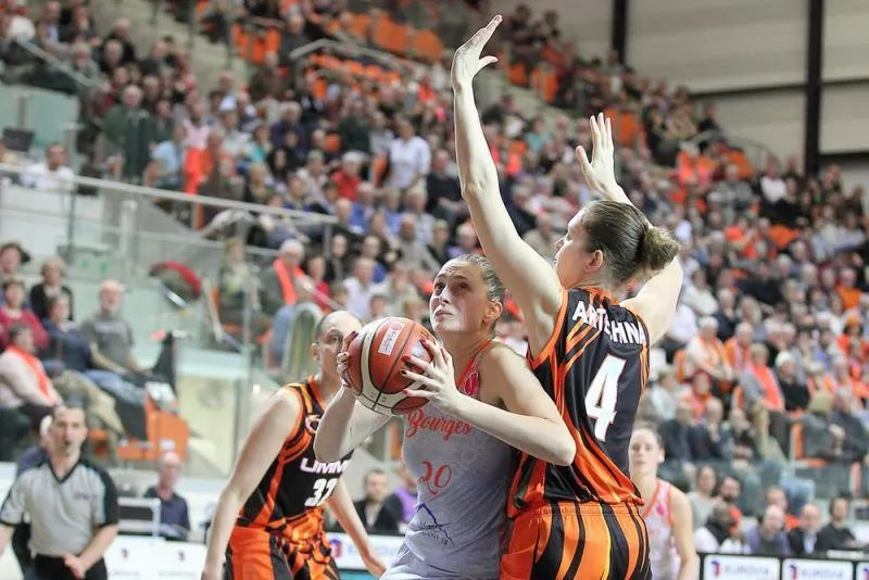 LFB: La pivot Ana Maria Filip signe à Lattes-Montpellier