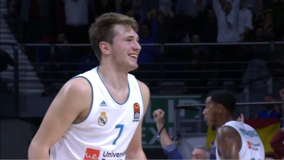 Vidéo: Il y a 5 ans, Luka Doncic faisait ses débuts avec le Real Madrid