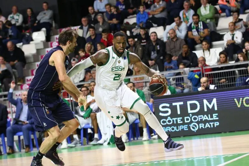 Frank Hassell de retour à Boulazac