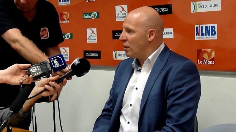 Eric Bartecheky (coach Pau) : « J’ai le sentiment qu’on avance mais cela reste fragile »
