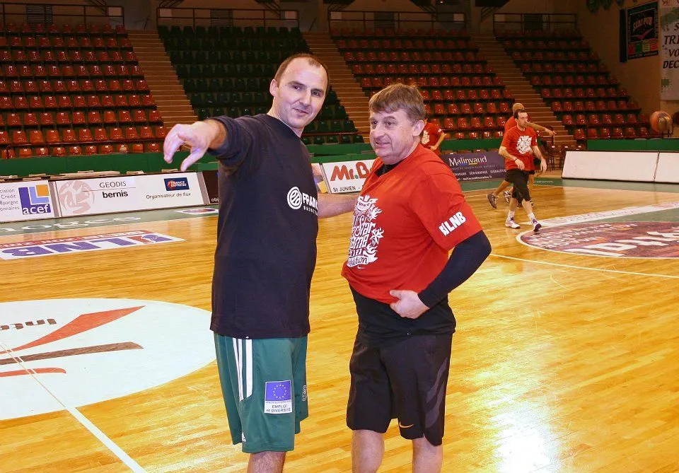 Philippe Morin, ex-Nike : « Rien ne passe sur les chaines hertziennes et ça bloque le développement du basket »