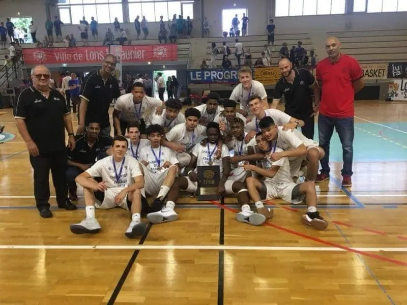 Cholet Basket champion de France U18