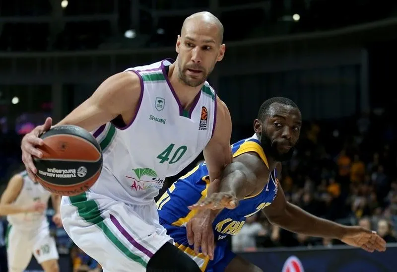 James Augustine sur le point d’obtenir un passeport espagnol