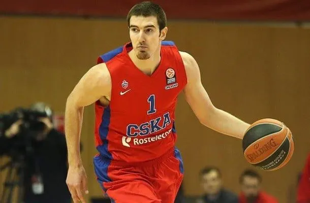 Nando De Colo élu dans le 5 Majeur de l’Euroleague
