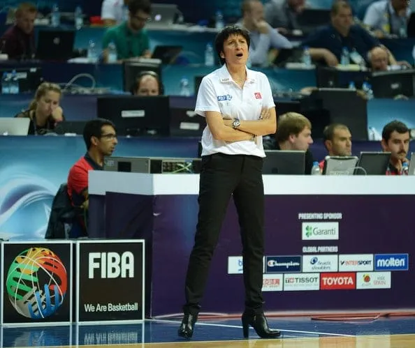 NM1 : Cédric Heitz nouveau coach de Tours, Valérie Garnier retourne à Fenerbahçe