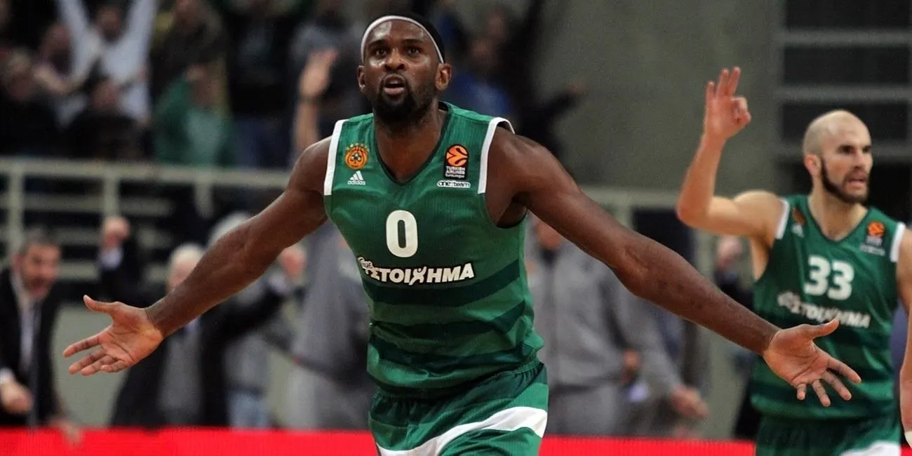 Chris Singleton reste en Europe et choisi le FC Barcelone !