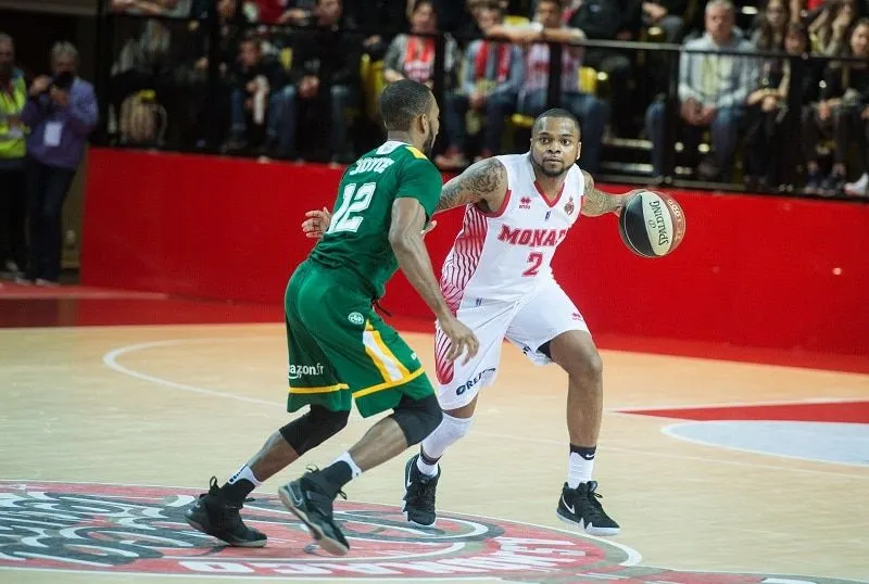 Playoffs : Limoges rate une belle occasion, 2-0 pour Monaco