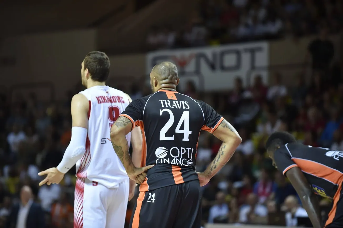 Romeo Travis (Le Mans) : « Les supporters mettent beaucoup de pression sur nos adversaires »