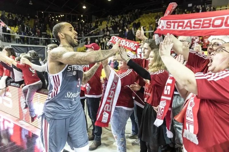 Strasbourg à 40 minutes d’une sixième finale de suite, mais…