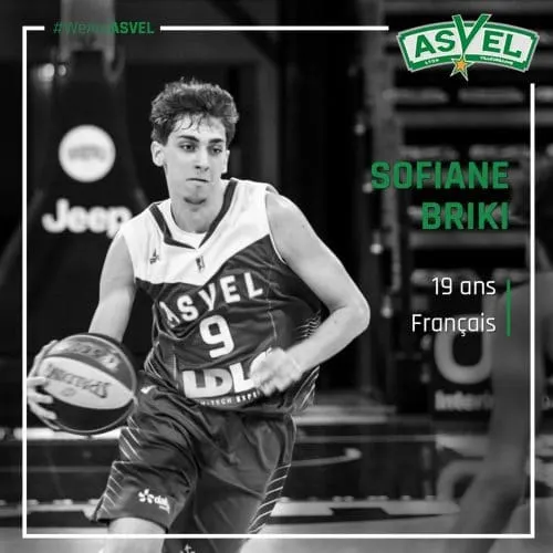 L’ASVEL a fait signer à Sofiane Briki son premier contrat professionnel