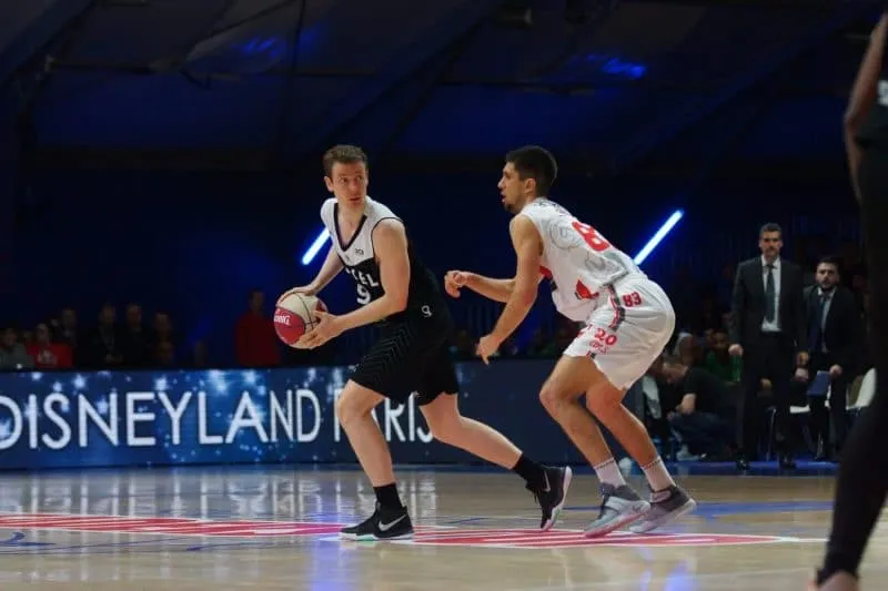 De Nicolas Lang à Romain Duport, le SNB dresse une liste de 43 joueurs français sans club