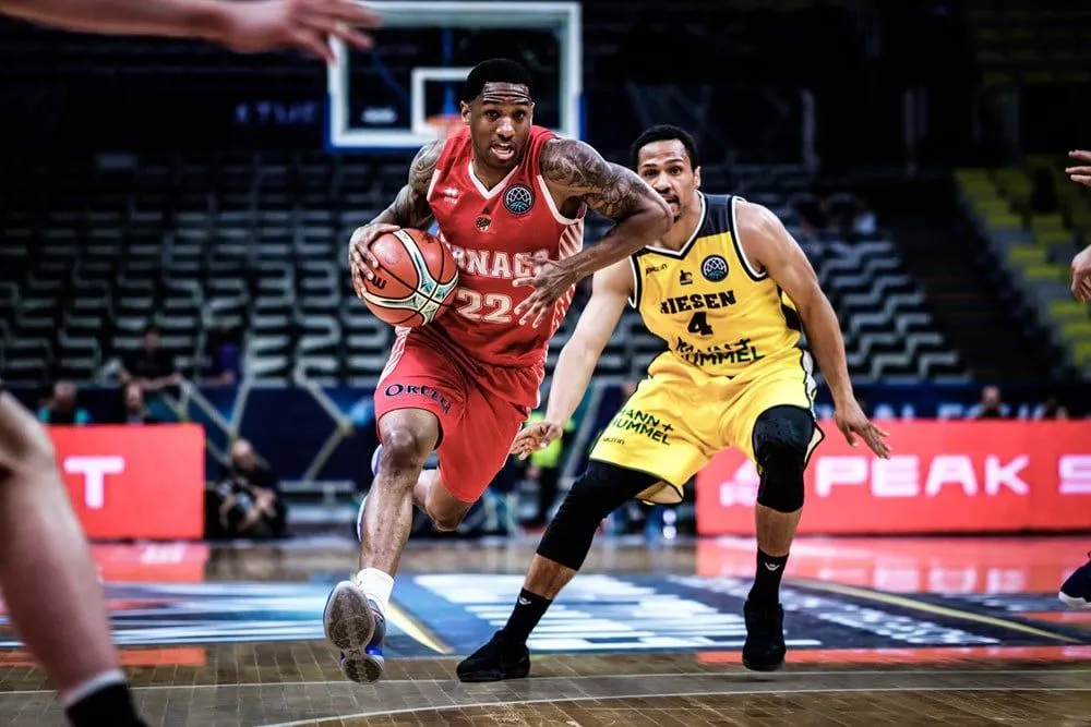 Gerald Robinson officiellement à la JDA Dijon – Laurent Legname : « l nous apportera plus de solutions dans la création de notre jeu »