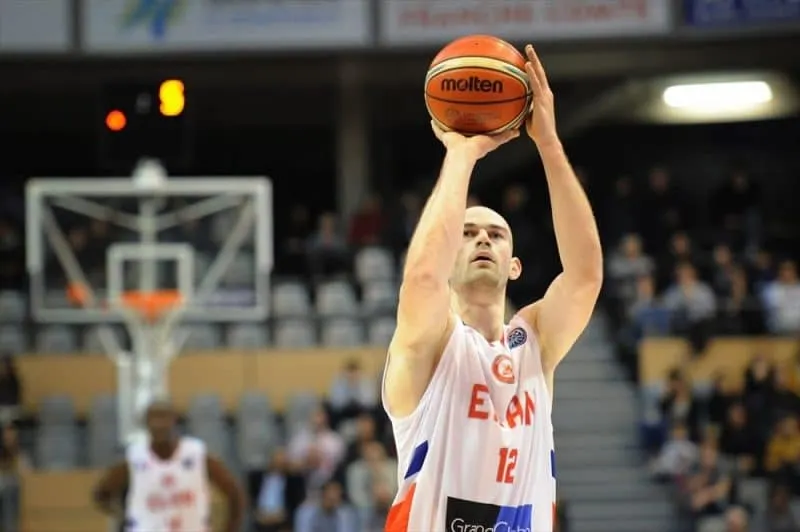 L’international belge Pierre-Antoine Gillet et Chalon se séparent