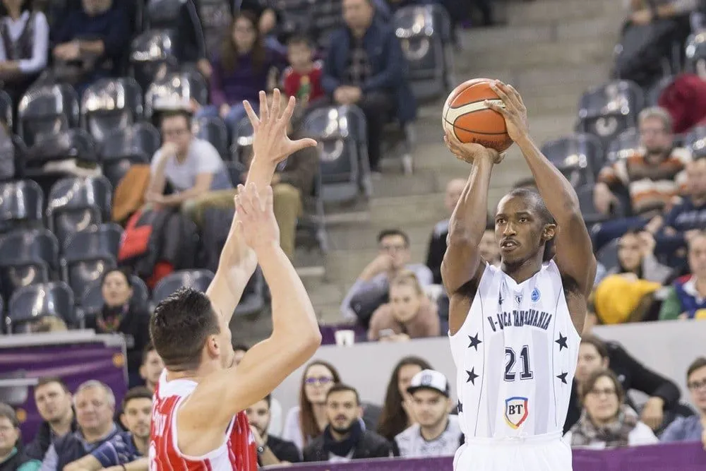 Jeep® ÉLITE : Lasan Kromah arrive à Boulazac