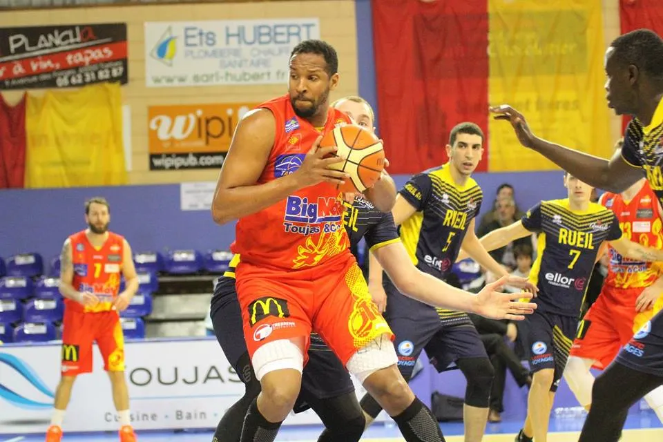 NM1 : Ludovic Vaty signe à Bordeaux