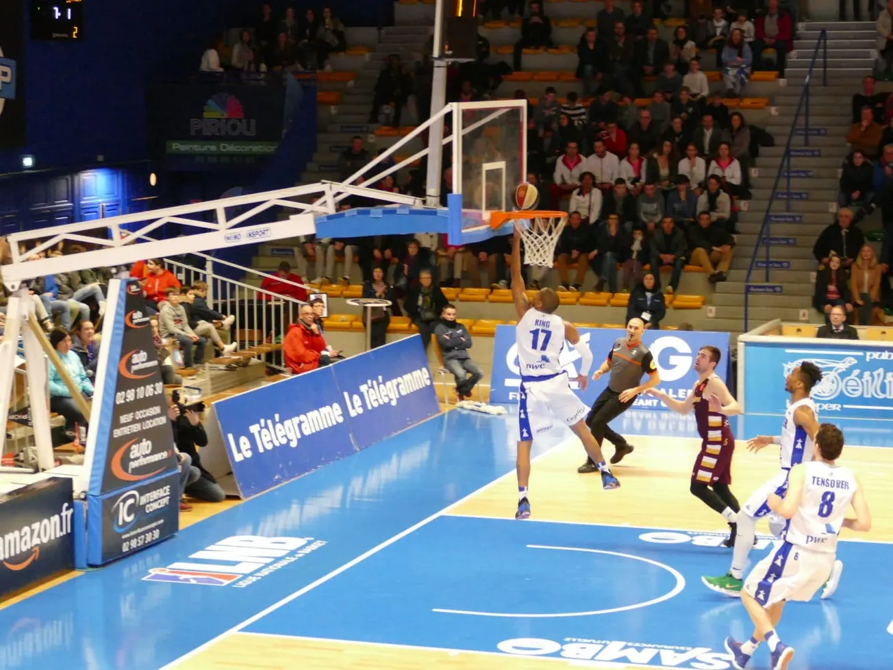 Pro B : Bernard King prolonge à Quimper