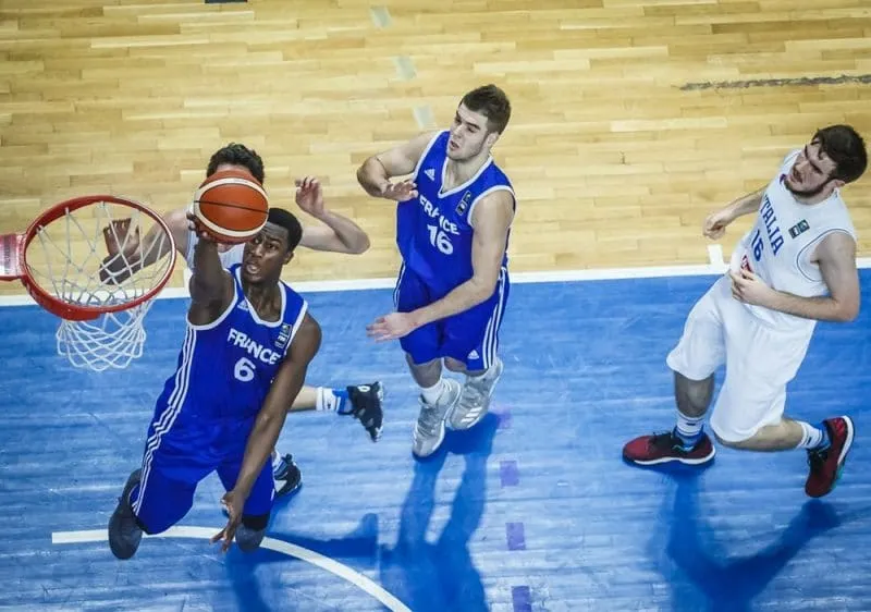 Un two-way contract avec les Chicago Bulls pour Adam Mokoka