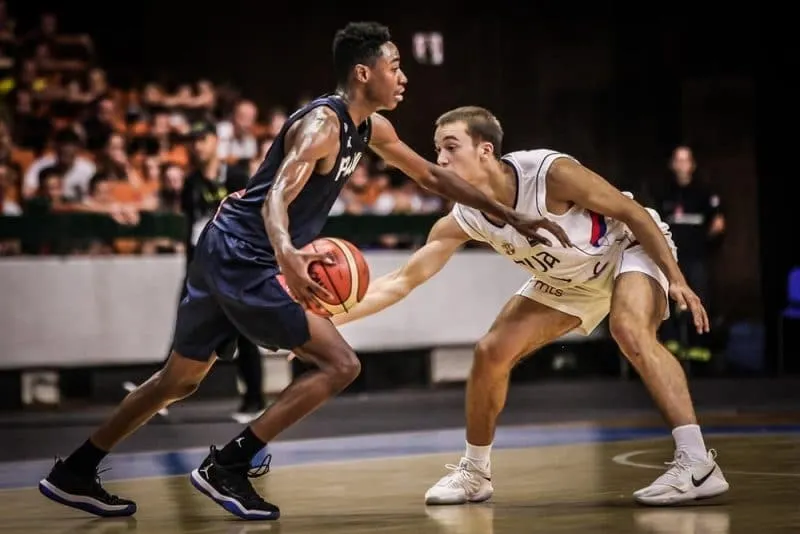 Euro U16: La France dompte la Serbie, 78-71, et affrontera la Croatie en demi-finale